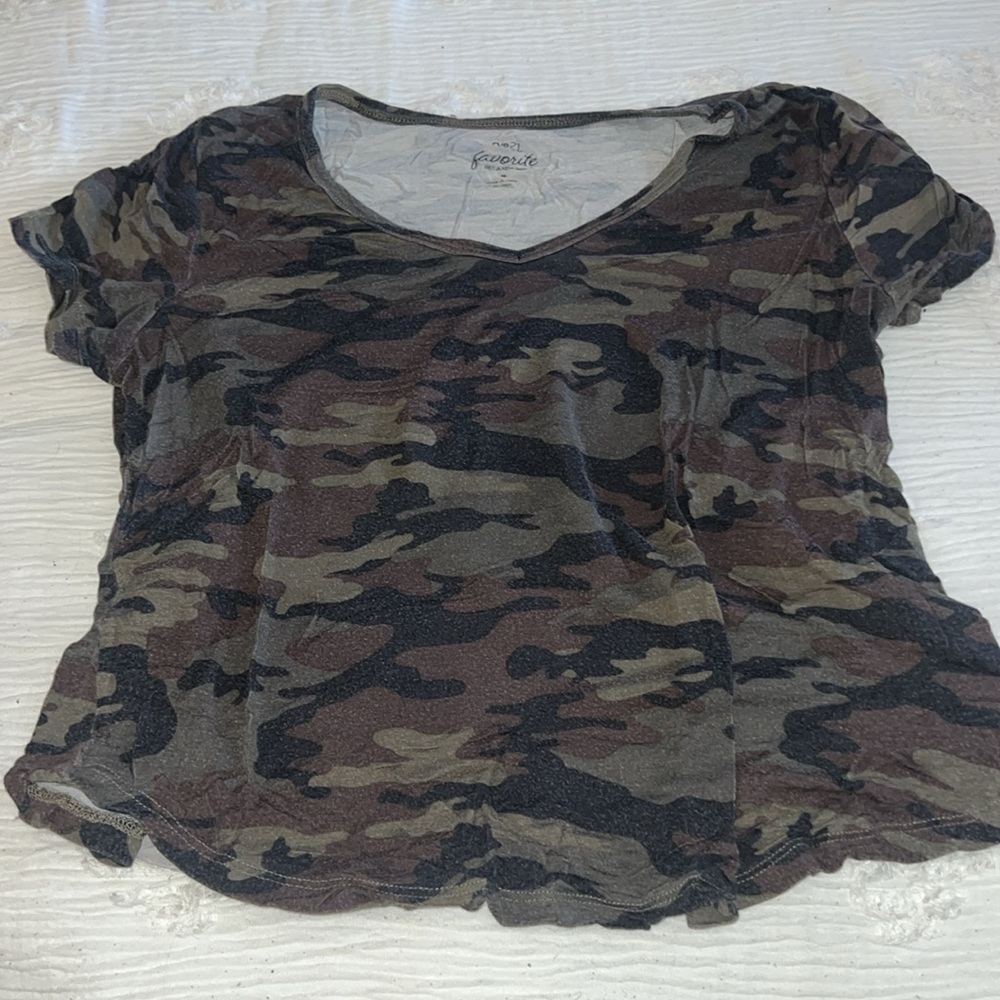 Womens camo tee